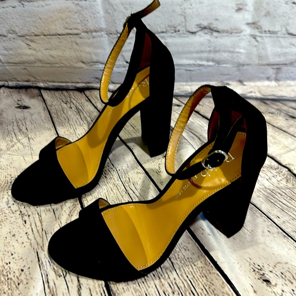 Rohb by Joyce Azria Monaco Black Size 7 4 in block heel ankle straps shoes